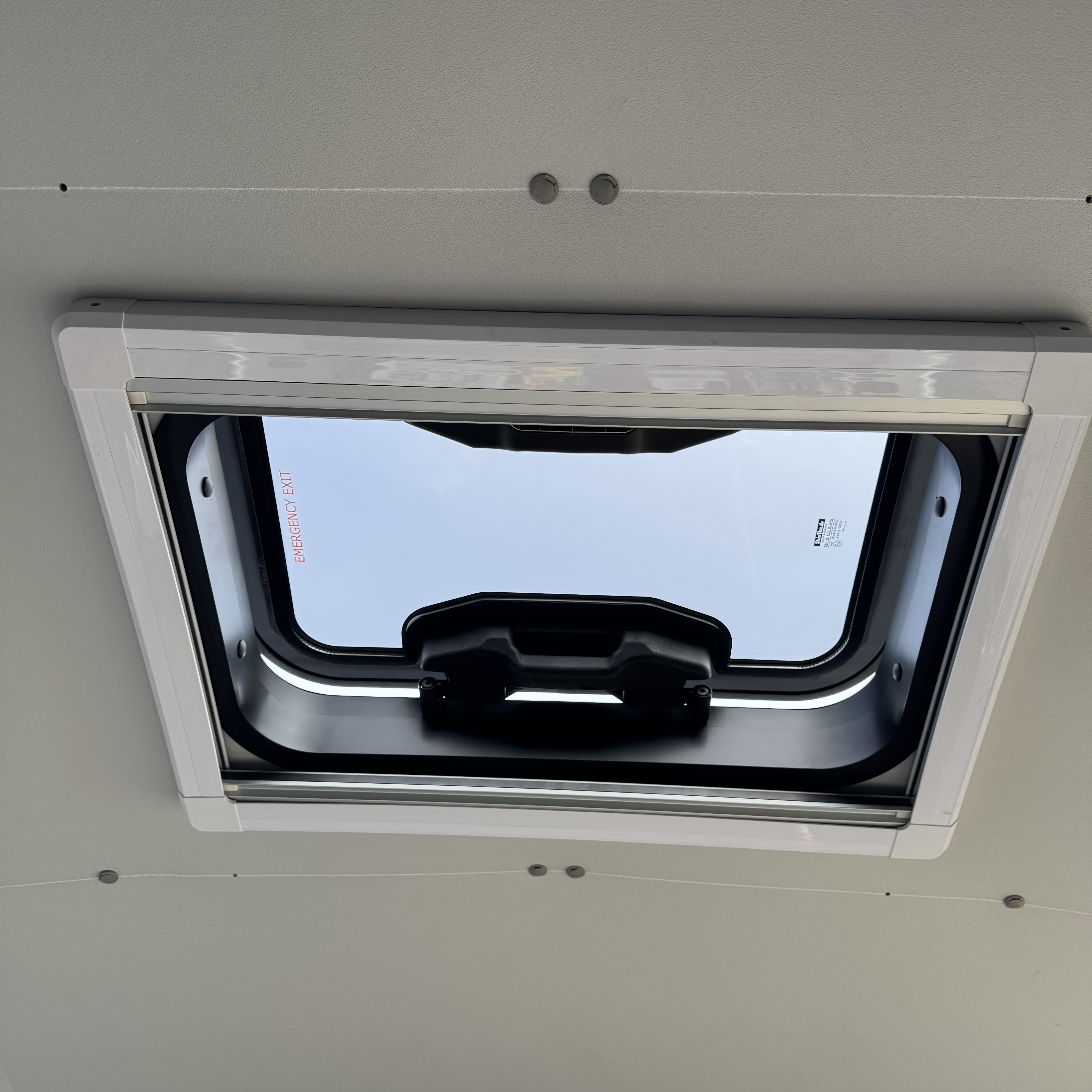 Sonnenschutz Mückenschutz Rollo für Echtglas Dachluke M 40x65cm