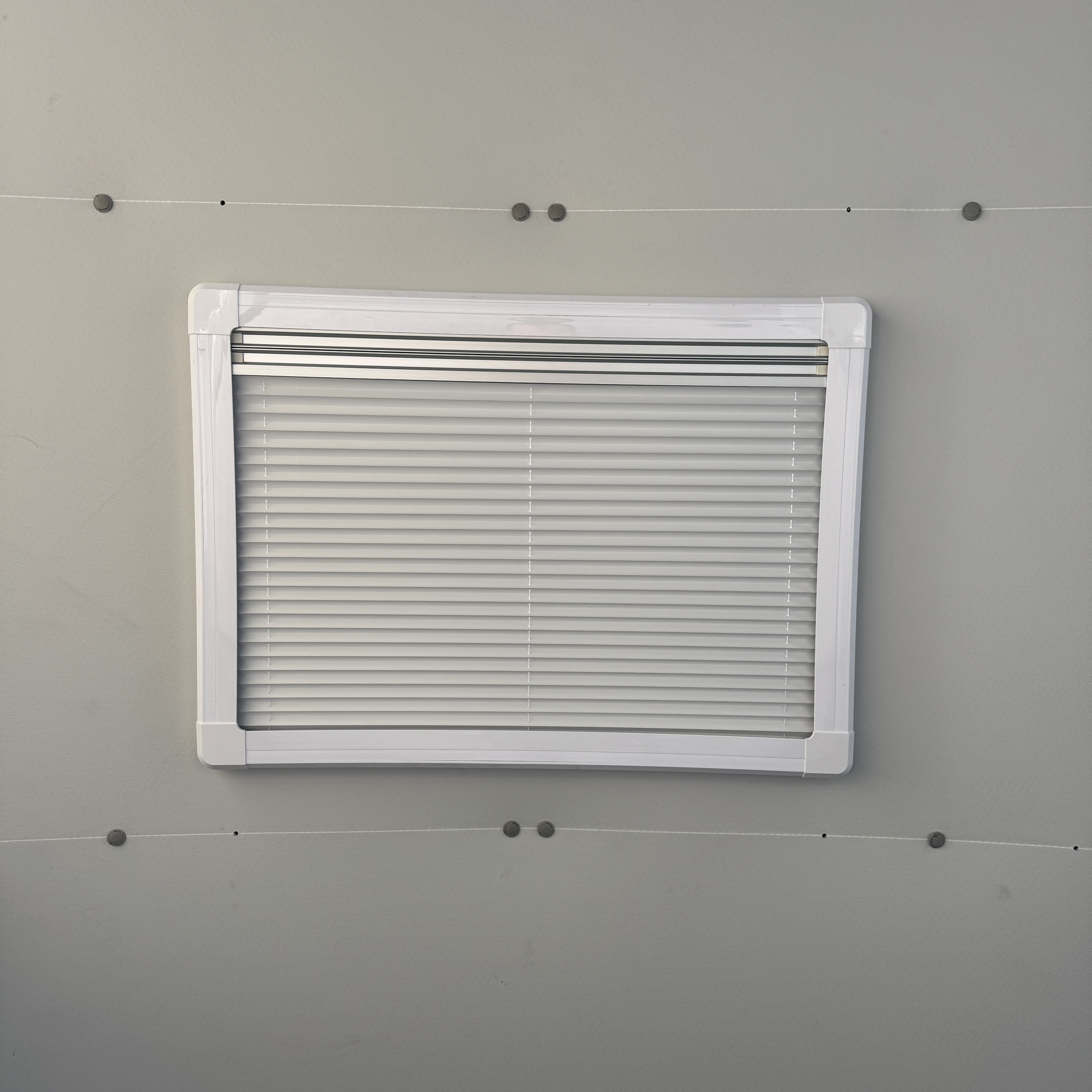 Sonnenschutz Mückenschutz Rollo für Echtglas Dachluke M 40x65cm